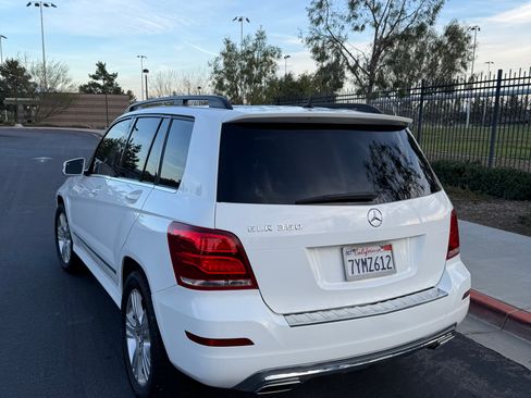 Used 2015 Mercedes-Benz GLK 350 GLK 350 Sport Utility 4D image 9