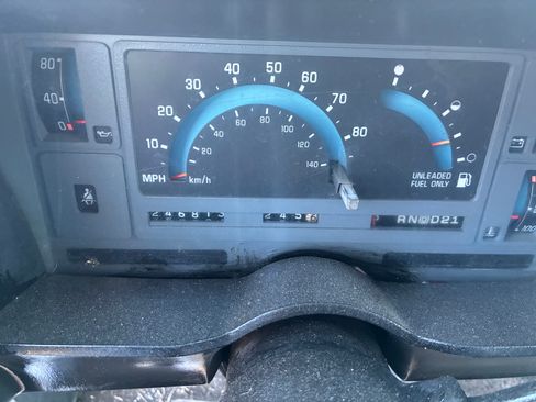 Used 1992 Chevrolet S10 Pickup 2WD Extended Cab image 2