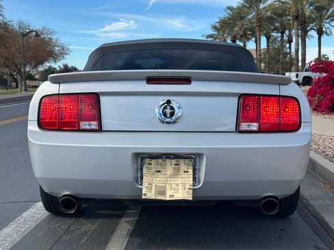 Used 2007 Ford Mustang Premium image 4