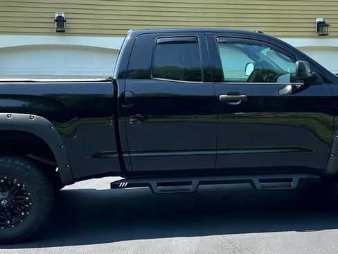 Used 2013 Toyota Tundra 4x4 Double Cab w/ Tow Pkg image 5