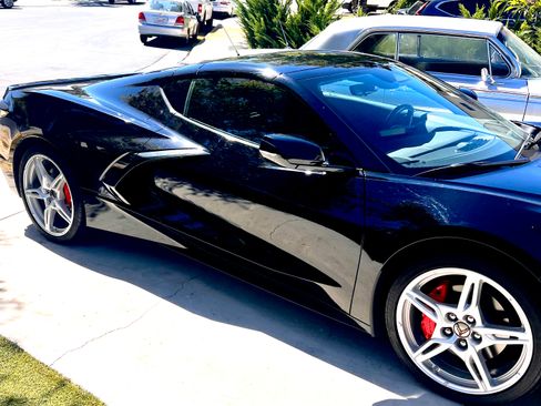 Used 2024 Chevrolet Corvette Stingray Coupe w/ 1LT image 4