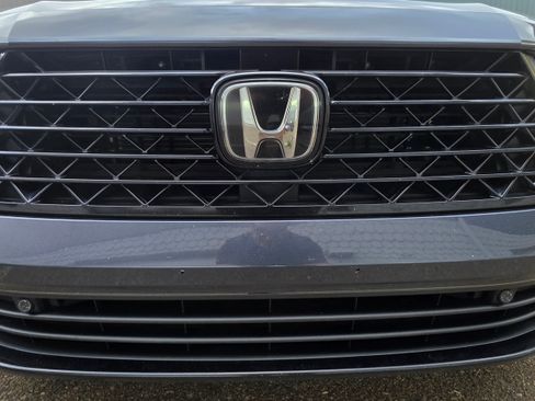 Used 2023 Honda Accord Touring image 16