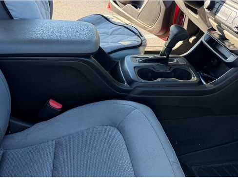 Used 2019 Chevrolet Colorado W/T w/ Custom Special Edition image 11