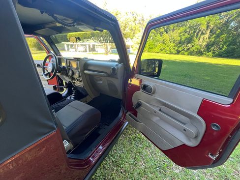 Used 2007 Jeep Wrangler X image 13