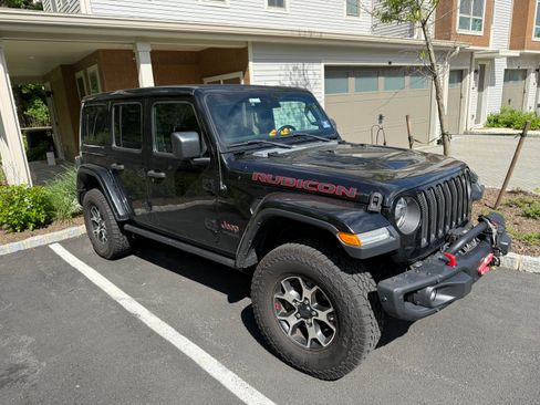 Used 2020 Jeep Wrangler Unlimited Rubicon AWD/4WD image 2