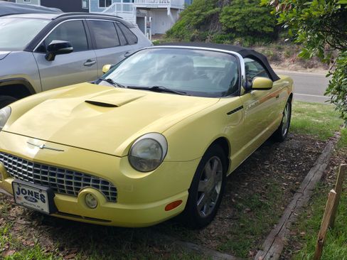 Used 2002 Ford Thunderbird RWD image 19