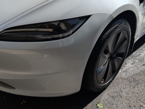 Used 2024 Tesla Model 3 Standard Range image 14