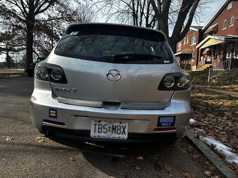 Used 2006 MAZDA MAZDA3 s Grand Touring image 2