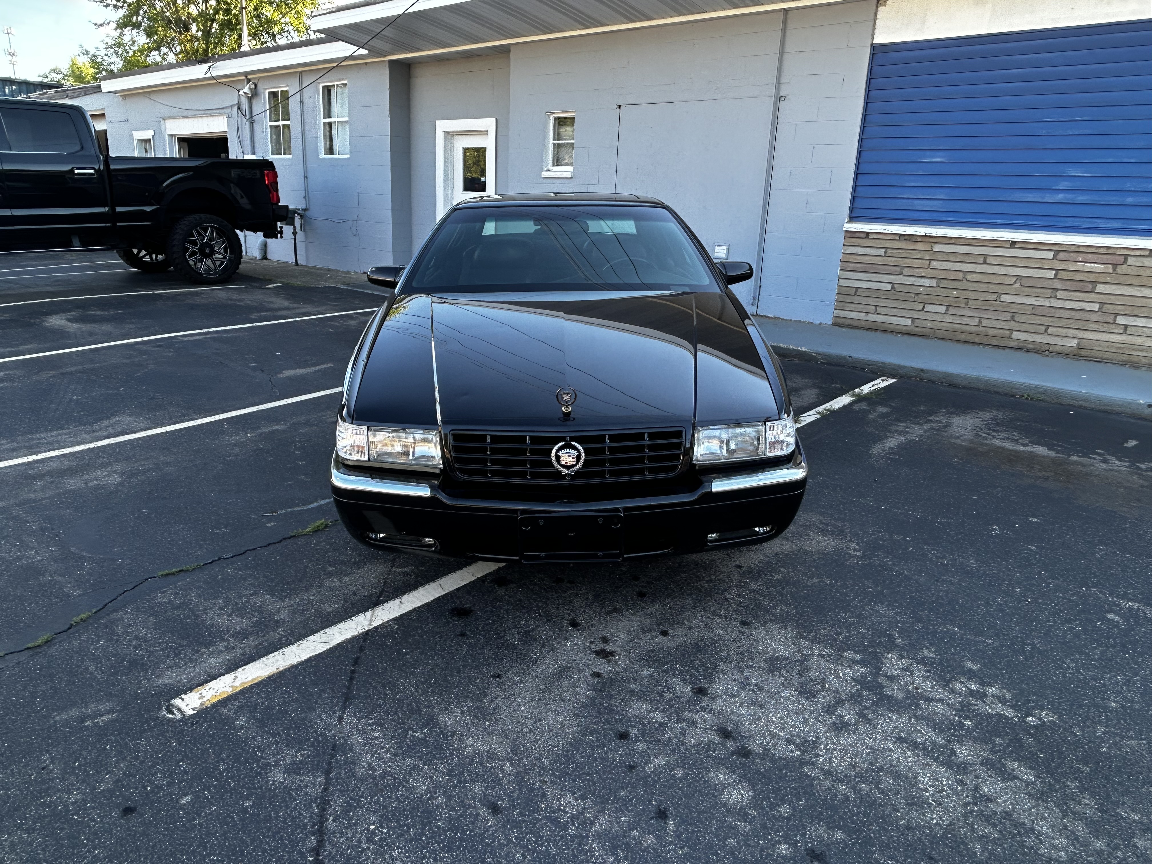 Used 1998 Cadillac Eldorado Touring w/ Safety/Security Pkg FWD image 5