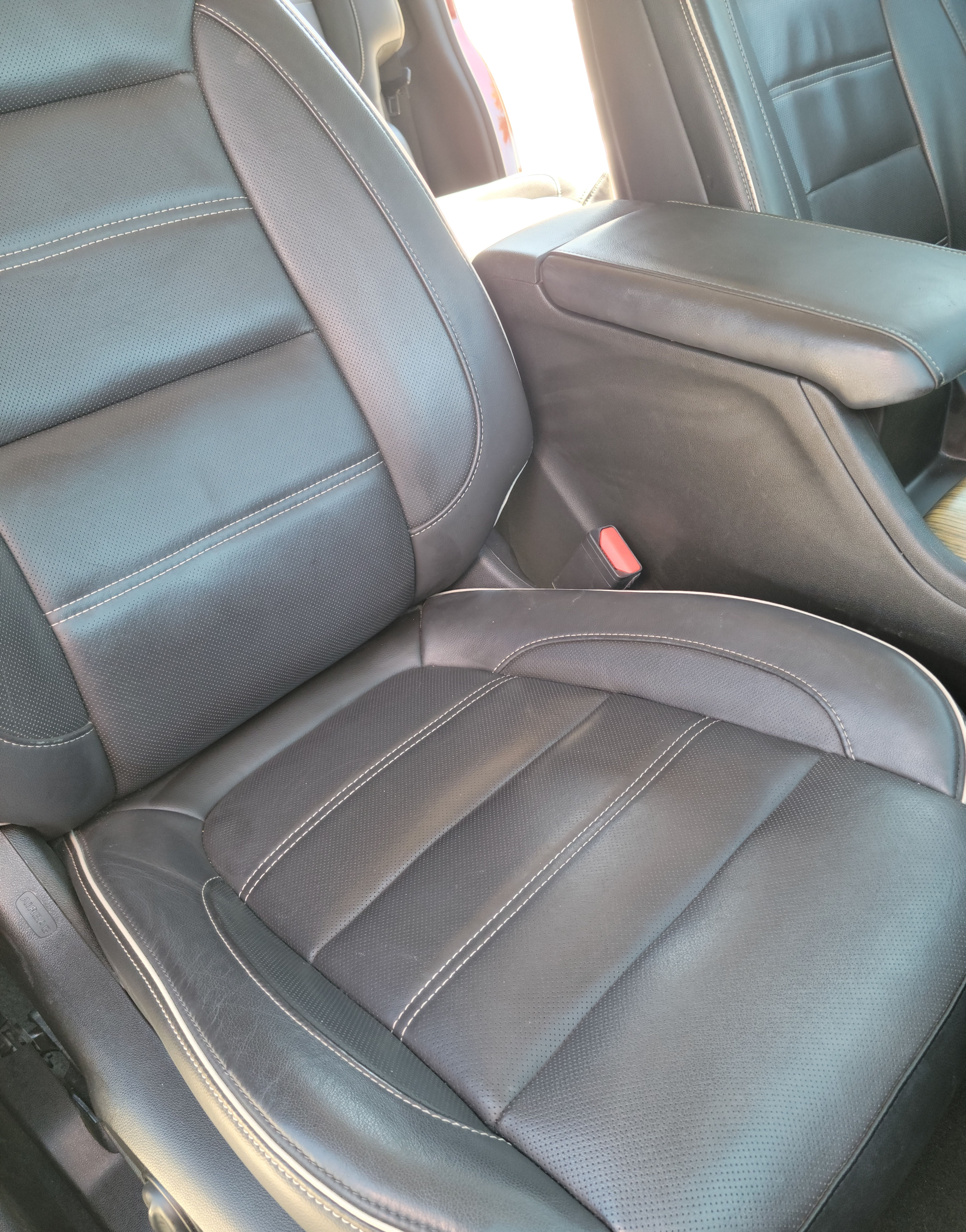 Used 2017 GMC Acadia Denali w/ Technology Package FWD image 21