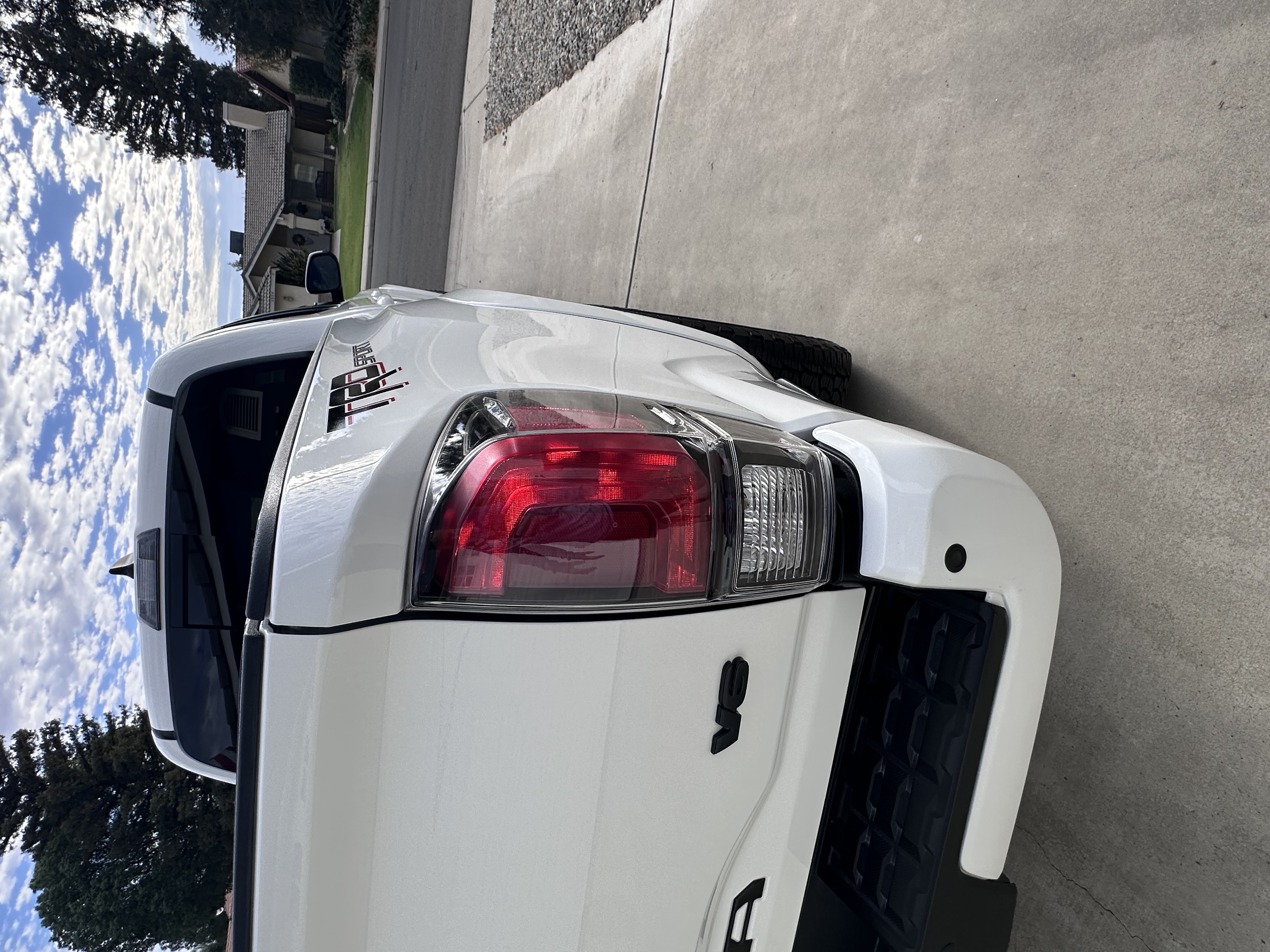Used 2021 Toyota Tacoma TRD Sport w/ Technology Package RWD image 19