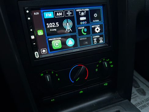 Used 2005 Ford Mustang GT RWD image 14
