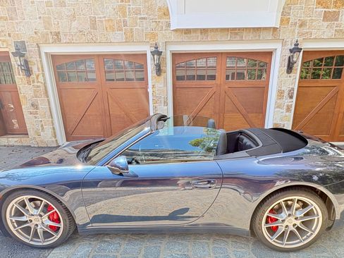 Used 2016 Porsche 911 Carrera S RWD image 6