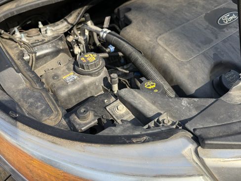 Used 2013 Ford Explorer XLT image 15