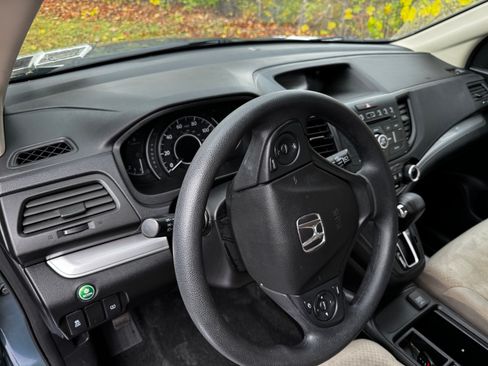 Used 2015 Honda CR-V LX image 13