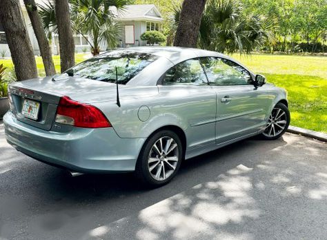 Used 2011 Volvo C70 T5 w/ Convenience Pkg FWD image 16