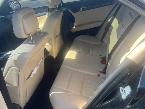 Used 2008 Mercedes-Benz C 350 Sport image 13