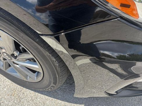 Used 2019 Kia Optima LX image 10