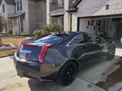 Used 2015 Cadillac CTS V image 4