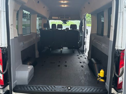 Used 2019 Ford Transit 350 XLT image 20