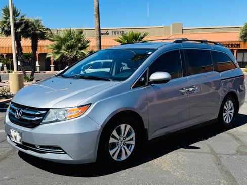 Used 2016 Honda Odyssey EX-L image 2
