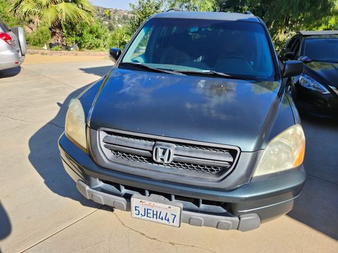 Used 2004 Honda Pilot EX image 2