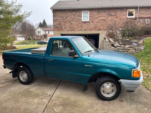 Used 1997 Ford Ranger 2WD Regular Cab image 2