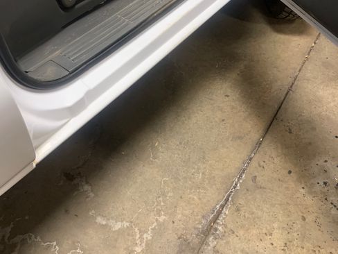 Used 2006 Chevrolet Silverado 3500 4x4 Regular Cab w/ Snow Plow Prep Package image 8