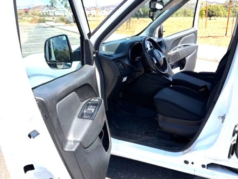 Used 2017 RAM ProMaster City Tradesman w/ Rear Back-up Camera Group FWD image 16