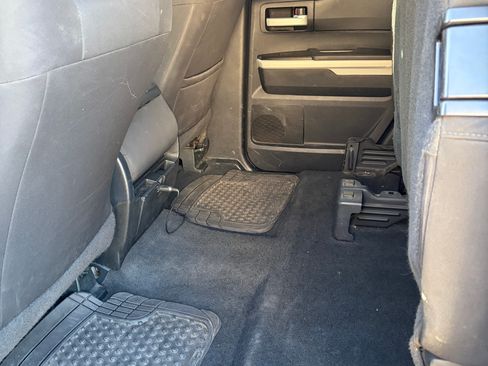 Used 2014 Toyota Tundra SR5 image 10