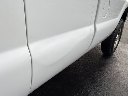 Used 2004 Ford F250 XLT image 12