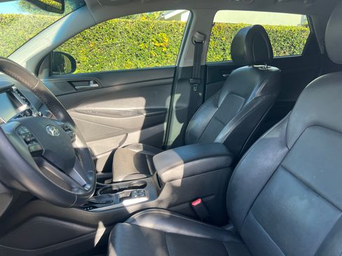 Used 2016 Hyundai Tucson Limited w/ Option Group 03 AWD/4WD image 18