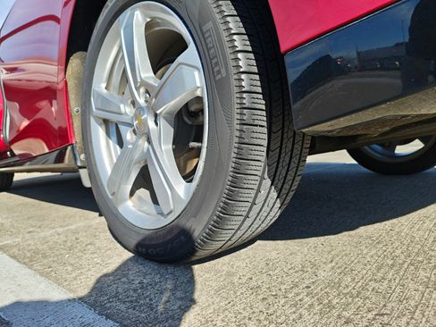 Used 2018 Chevrolet Volt LT w/ LT Driver Confidence Package image 16