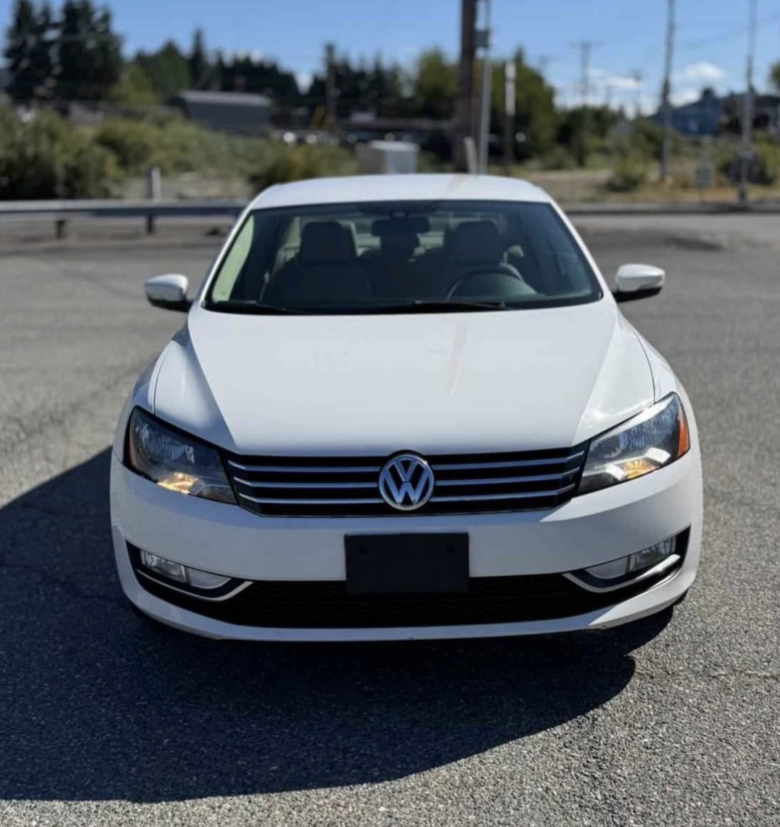 Used 2015 Volkswagen Passat 1.8T Limited Edition FWD image 4