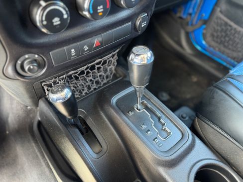 Used 2015 Jeep Wrangler Unlimited Sport w/ Quick Order Package 24S image 14