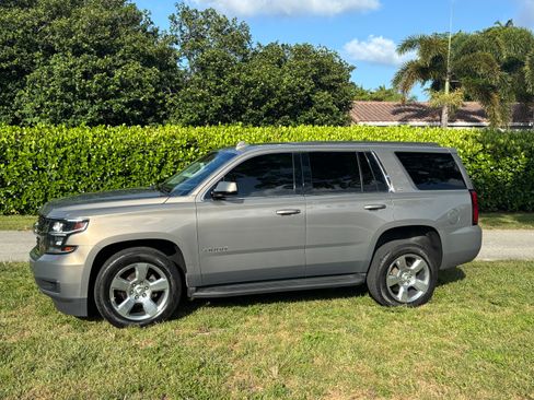 Used 2017 Chevrolet Tahoe LT RWD image 1
