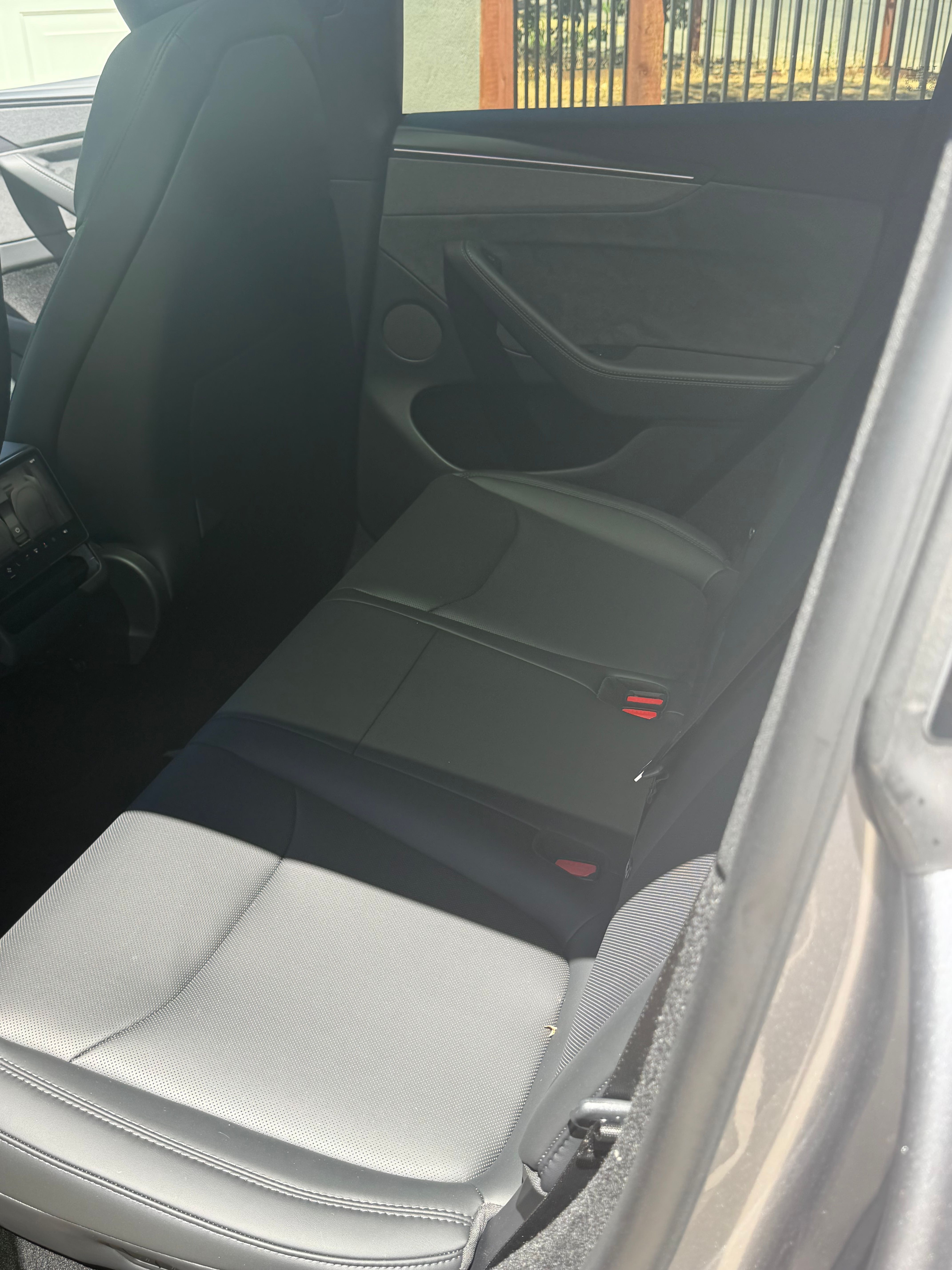 Used 2026 Tesla Model Y Long Range RWD image 7