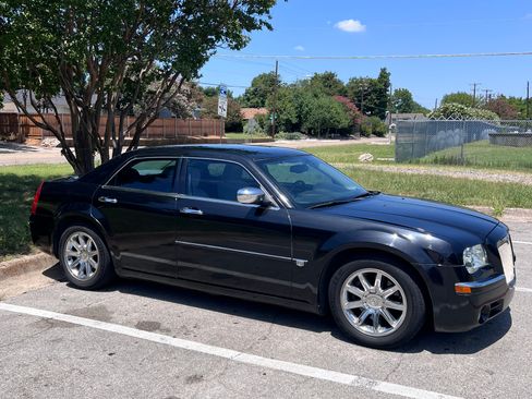 Used 2005 Chrysler 300 C w/ Sound Group II RWD image 4