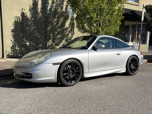 Used 2003 Porsche 911 Targa RWD image 2