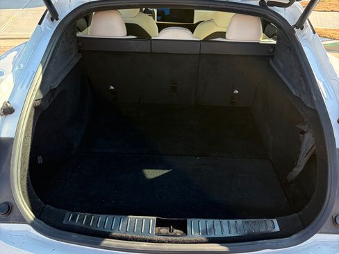 Used 2022 Tesla Model S Standard Range image 4