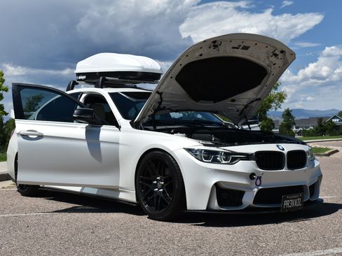Used 2017 BMW 330i Sedan RWD image 18