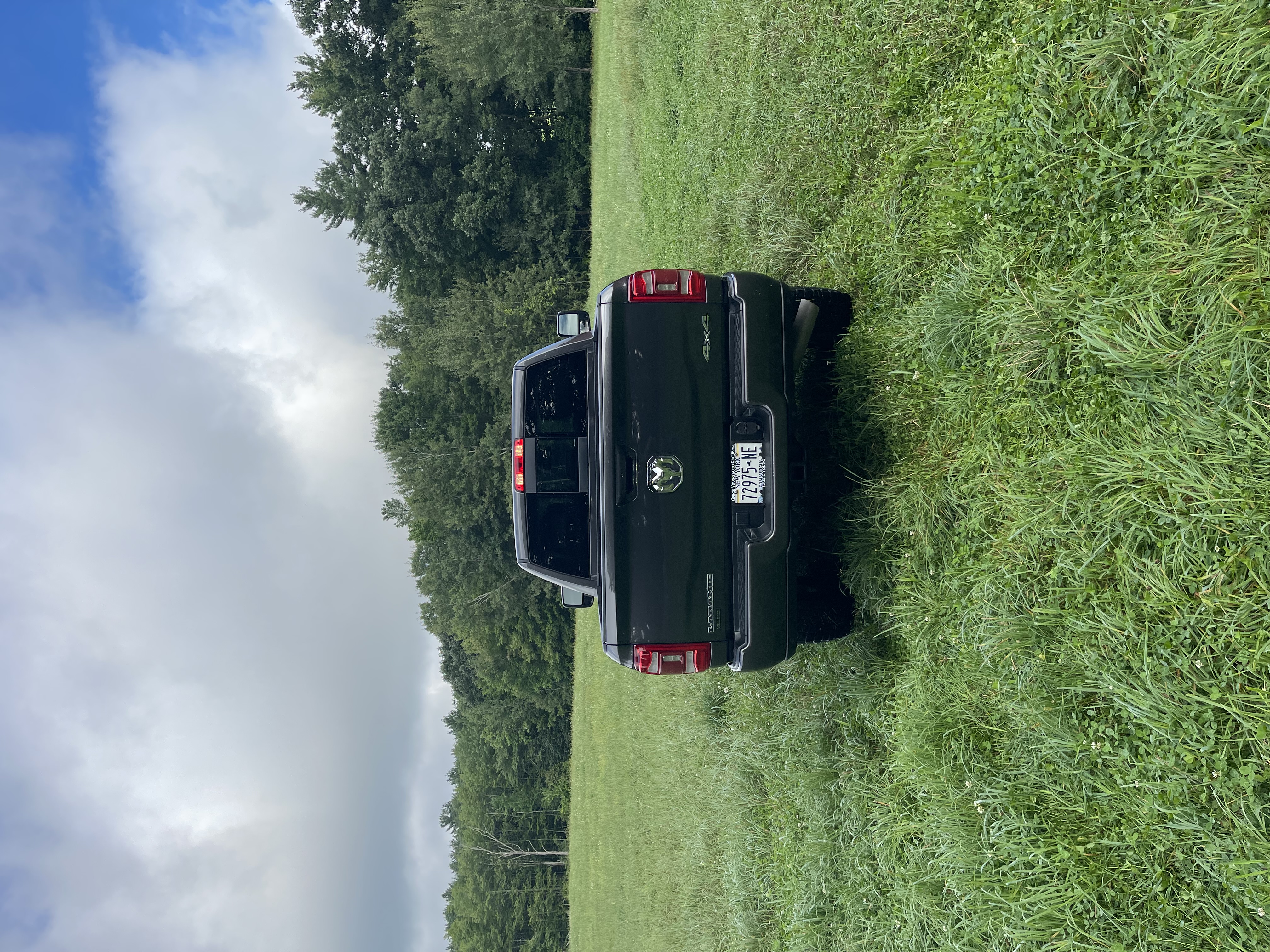 Used 2023 RAM 2500 Laramie AWD/4WD image 5
