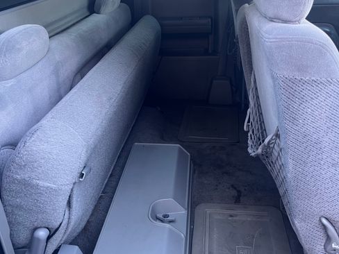 Used 1998 Chevrolet Silverado 1500 4x4 Extended Cab w/ Preferred Equipment Group 2 image 12