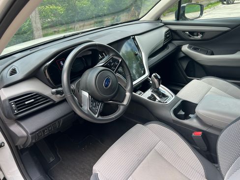 Used 2023 Subaru Outback Premium AWD/4WD image 12