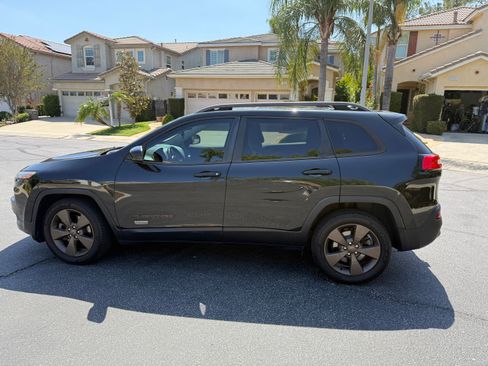 Used 2016 Jeep Cherokee 75th Anniversary FWD image 2