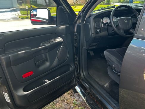 Used 2004 Dodge Ram 2500 Truck SLT w/ Trailer Tow Group image 12