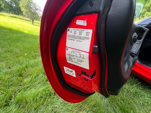 Used 1997 Chevrolet Corvette Coupe w/ Memory Pkg image 17