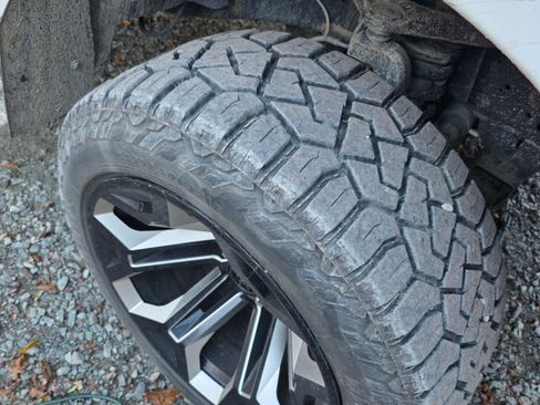 Used 2021 RAM 1500 Big Horn image 18