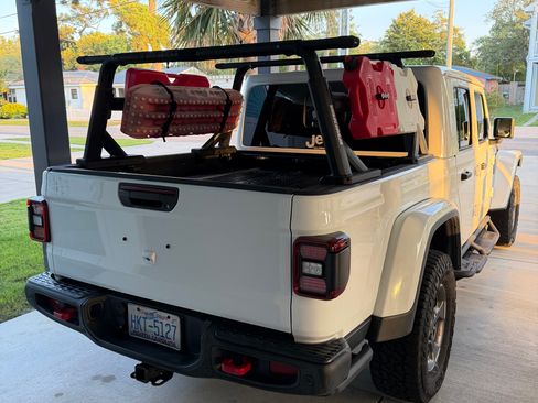 Used 2020 Jeep Gladiator Rubicon AWD/4WD image 5