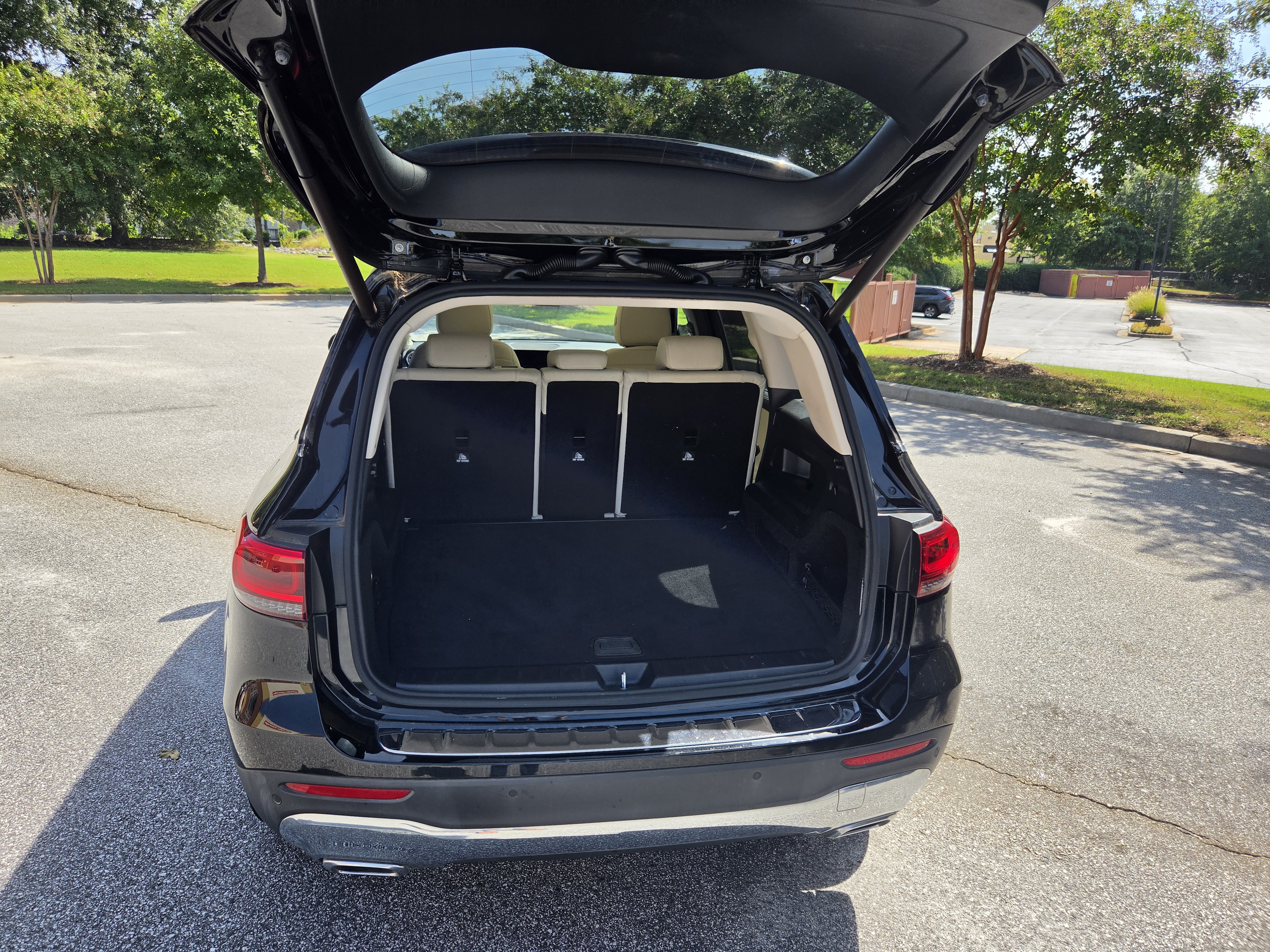 Used 2020 Mercedes-Benz GLB 250 image 13